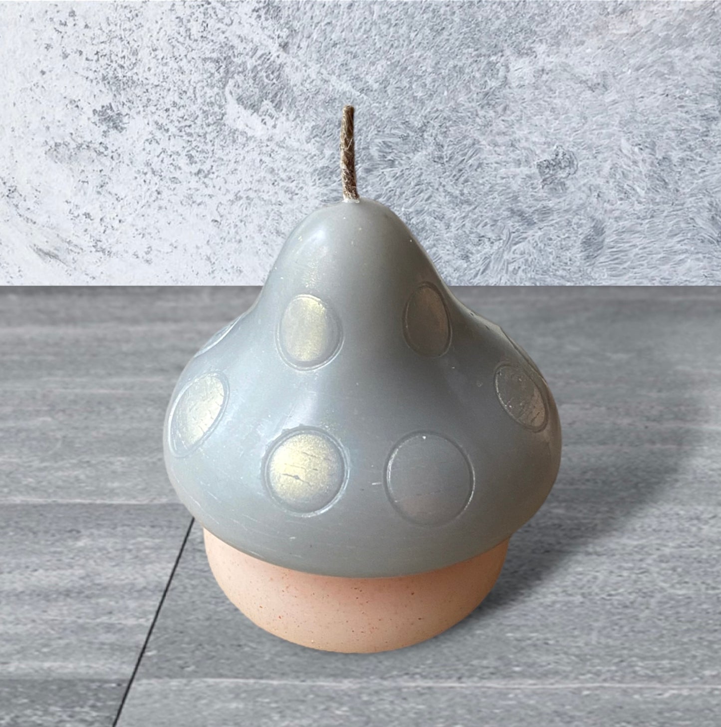 the chunky shroomie candle