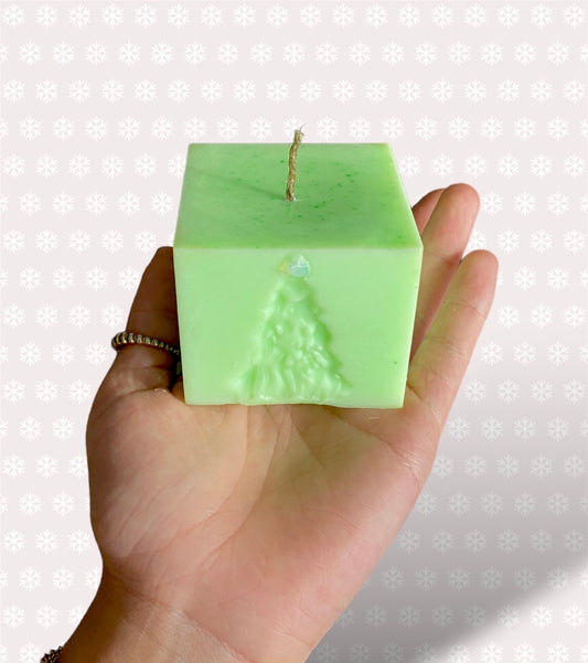 the christmas tree cube candle